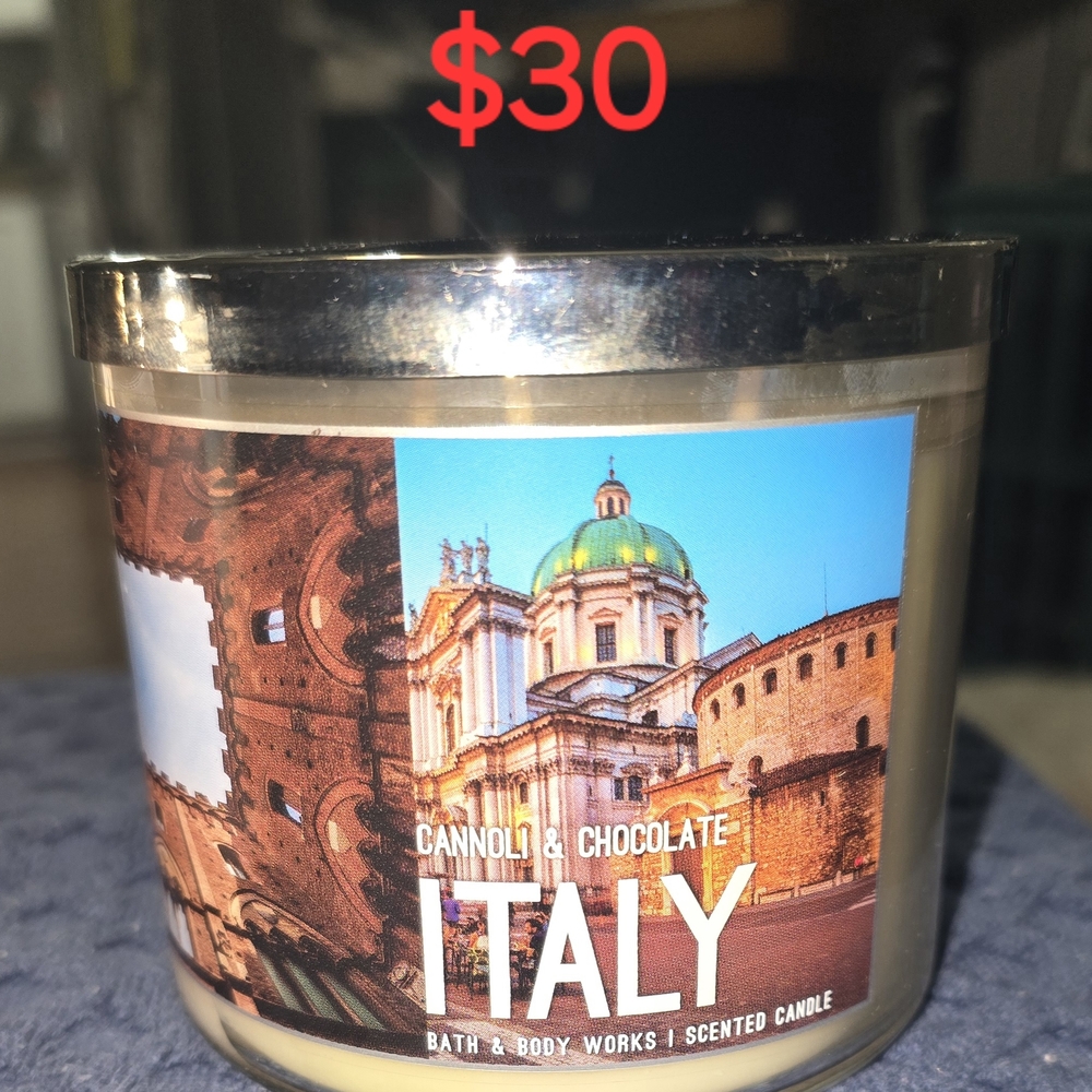 Bath & Body Works Cannoli & Chocolate Scented Candle - Cream